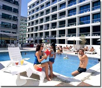 Golden Sands 3